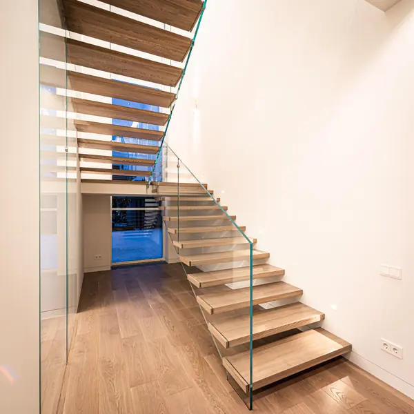 Больцевая лестница