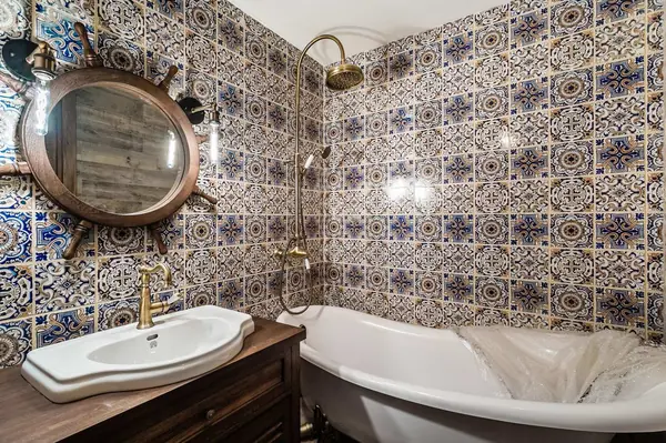 Первая остановка "Полярная станция"