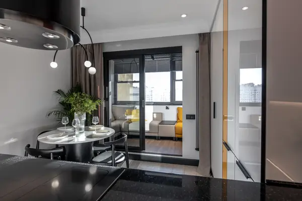 ЗАНИМАТЕЛЬНАЯ ГЕОМЕТРИЯ