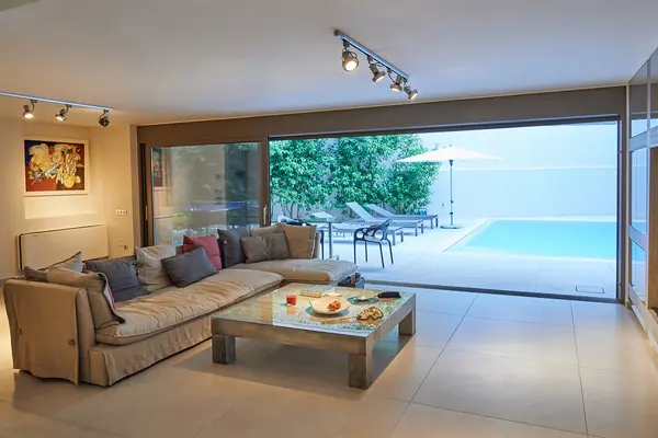 Дом в Афинах