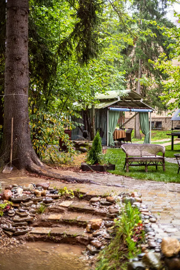 Декорирование беседки и участка Людмилы Хитяевой. "На дачу! С Наташей Барбье"