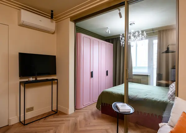 Шкаф для передачи "Квартирный вопрос"