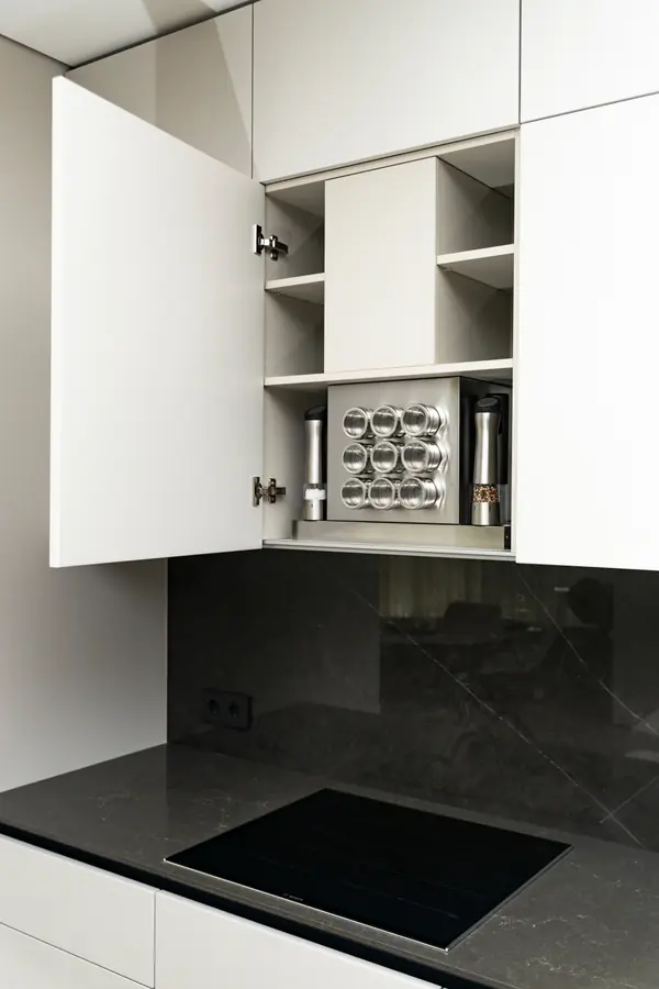 светлая квартира в ЛАХТА Plaza