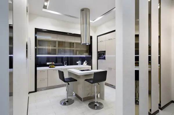 Ремонт квартиры площадью 113 м2 в доме 1890 года постройки