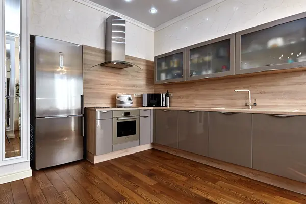 049 Квартира