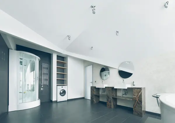 Ванная комната на мансарде