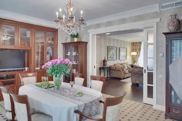 Классический мотив