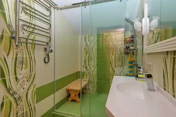 Санузел в доме из клееного бруса по индивидуальному проекту