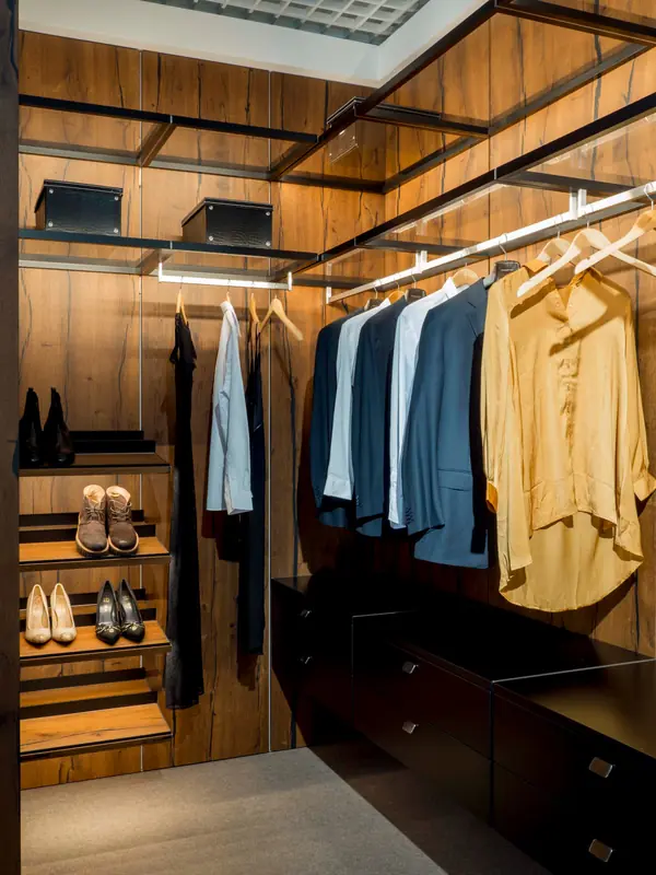 Giulia Novars, Нижний Новгород, ул. Горького 260