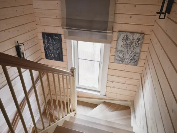 Загородный деревянный дом