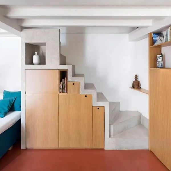 Варианты модульных лестниц для небольших пространств.