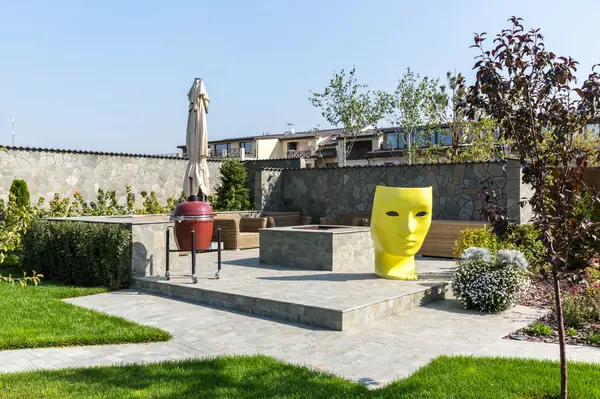 Николина поляна