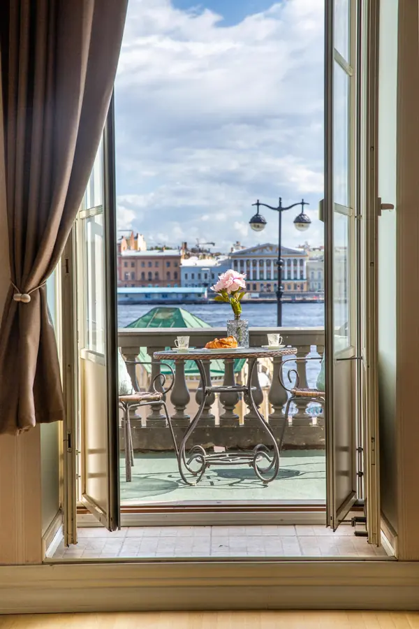 Предпродажная подготовка объекта на набережной Лейтенанта Шмидта