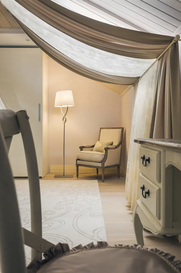 Сложные модели штор: крой, декор, установка