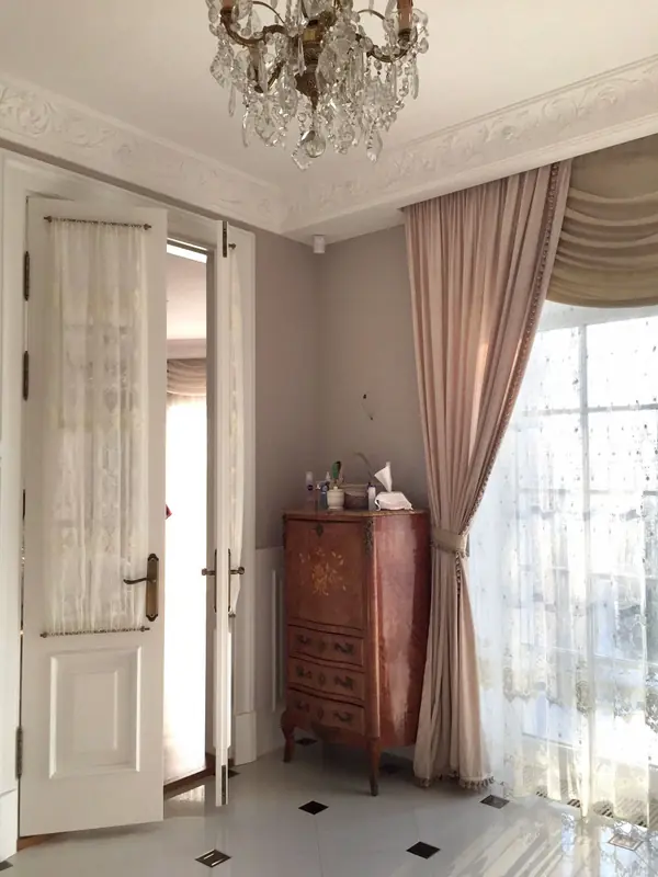 Recreating the Interior of the Chekhov’s Period in a Suburban Residence