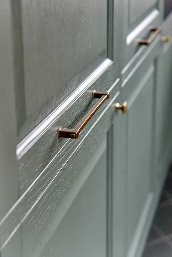 Дом в поселке Британика