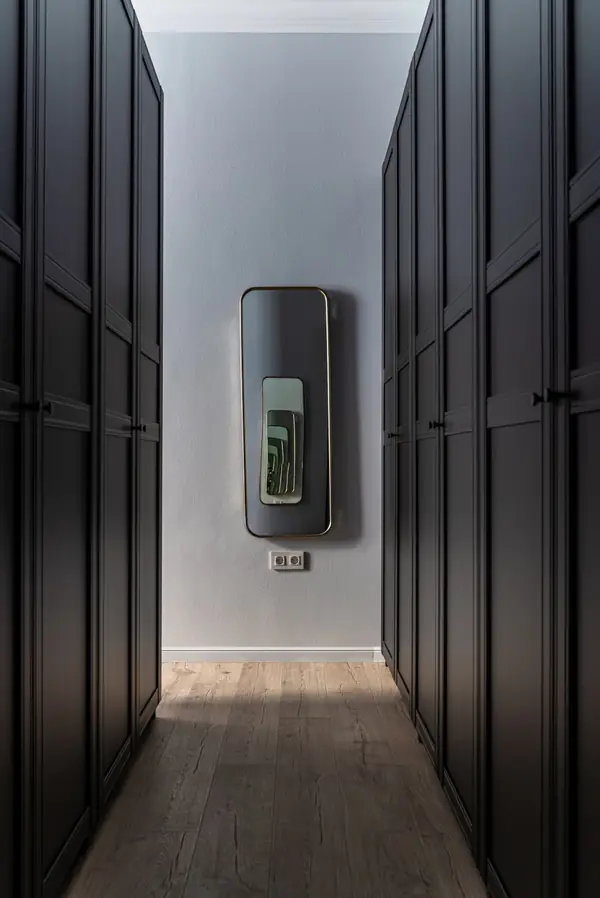 Rasieszhaya - Hallway