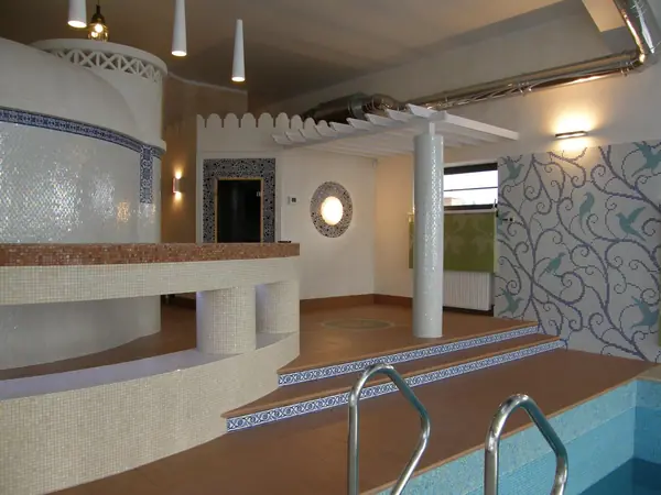 Зал бассейна