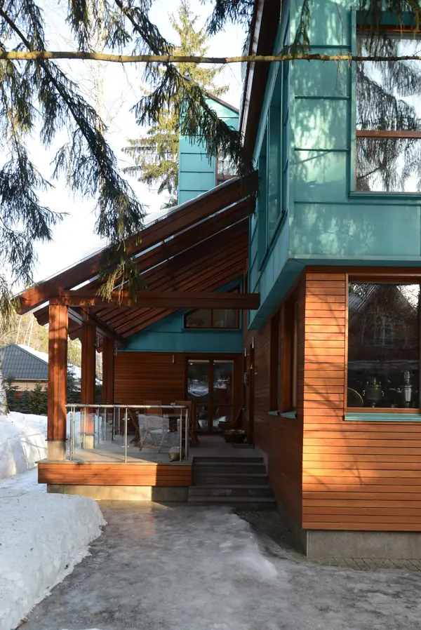 Дом Медь и Дерево