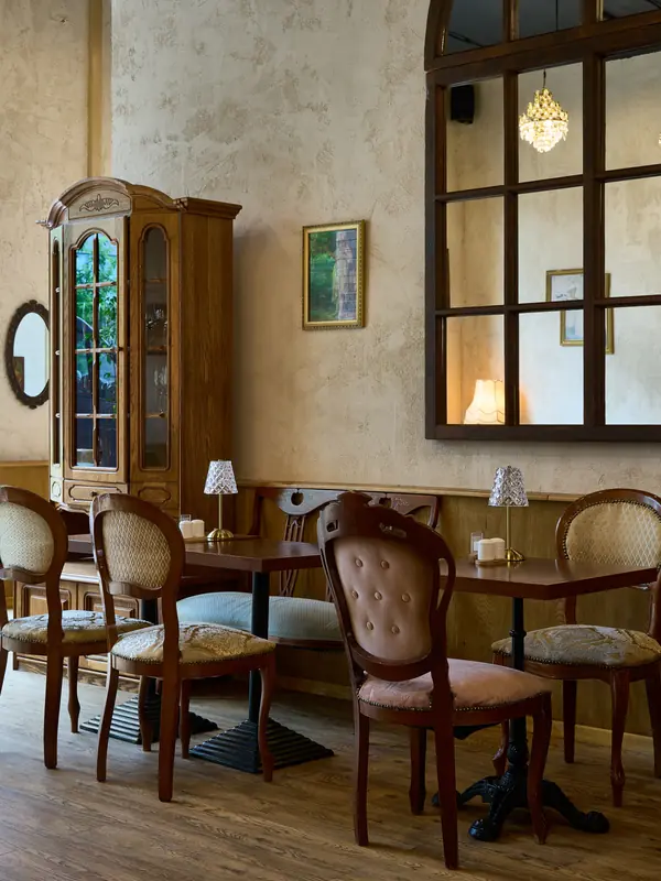 Ресторан В’Альтер в Санкт-Петербурге. Стахановцев