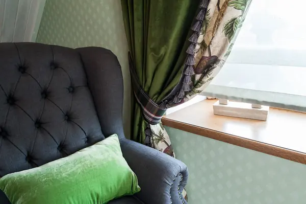 Дом с камином