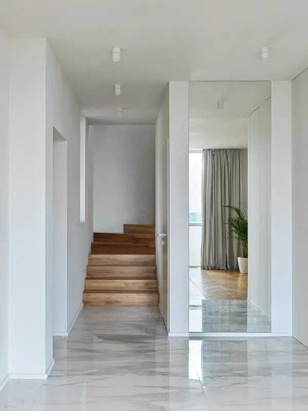 Seaside apartment with a sence of air