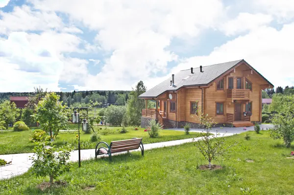 Деревянный дом из клееного бруса 237 метров (СП-237 GOOD WOOD)