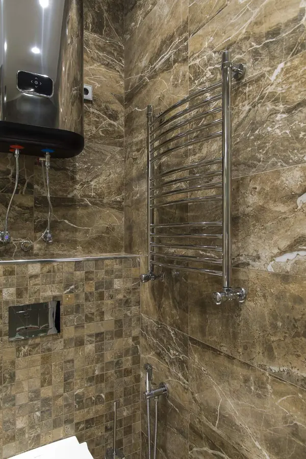 Частная квартира для него