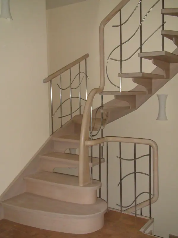 Лестница Гнутые струны