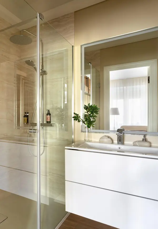 Реализация двухкомнатной квартиры в Малом Гнездниковском переулке.Realization of