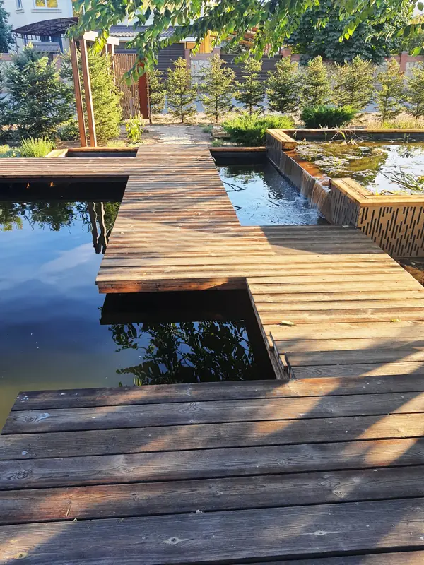 Терраса над водой