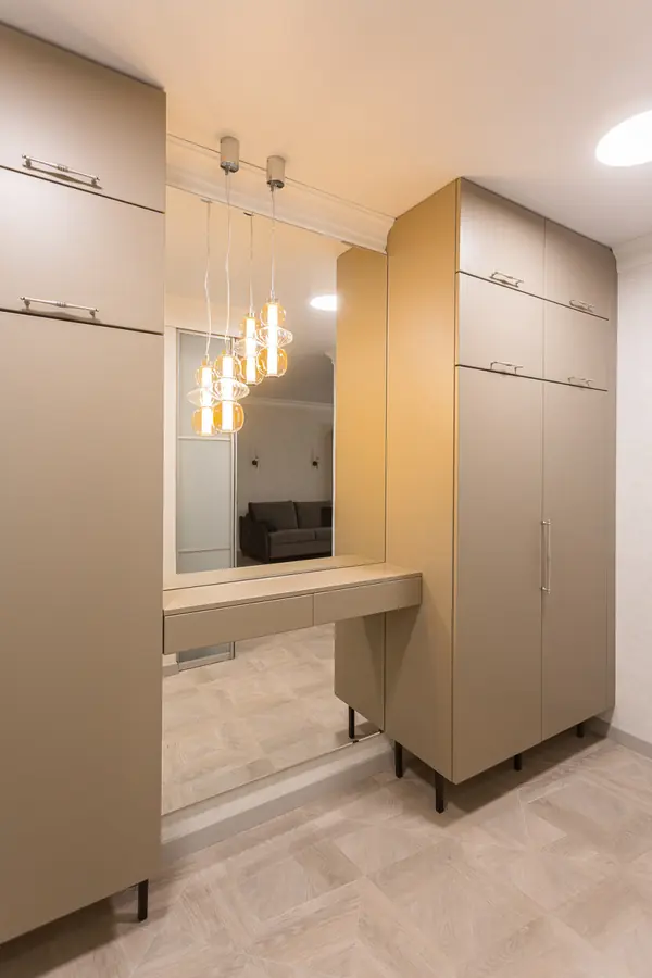 Шкафы в прихожую