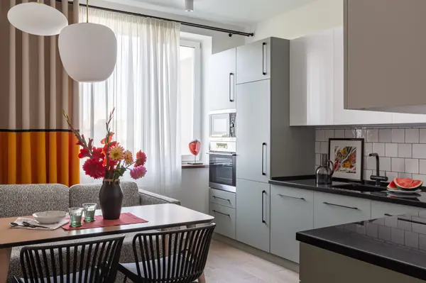 Здесь лето. Проект Вики Вишневской