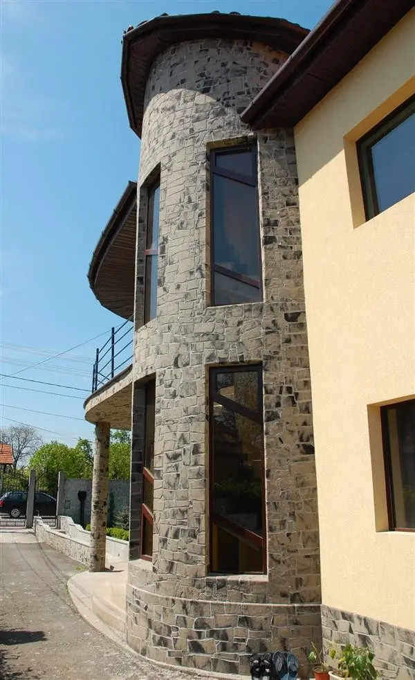 Фасад с гибким камнем