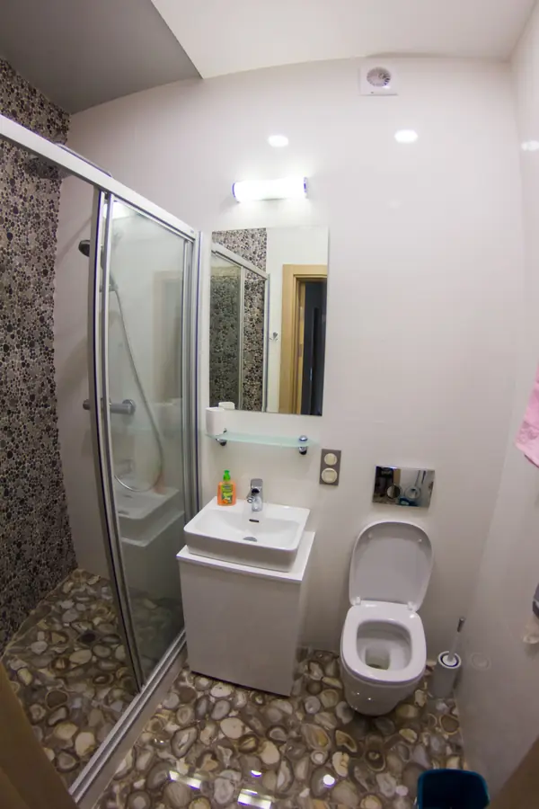 Квартира г. Киев ул. Молдавская 140 м кв.