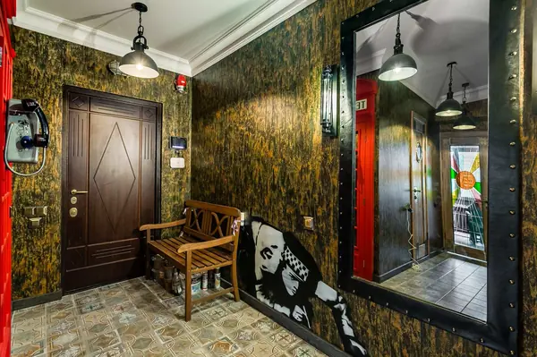 Первая остановка "Полярная станция"