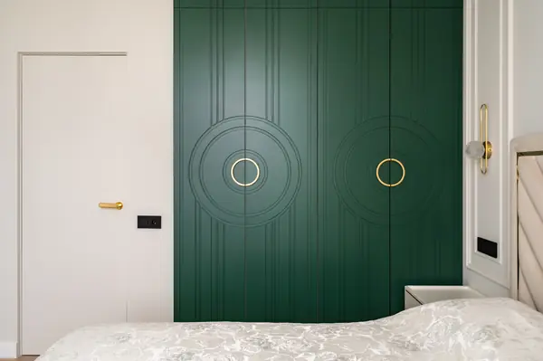 Белая кухня в стиле итальянцев