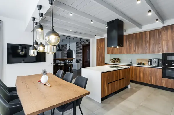 Минималистичная кухня с акцентом на натуральность!