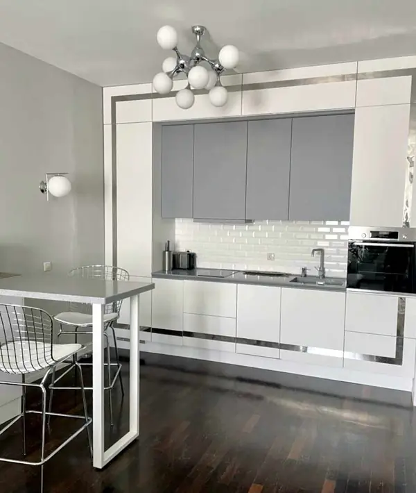 Кухня "PROFILO metallo" в белом.