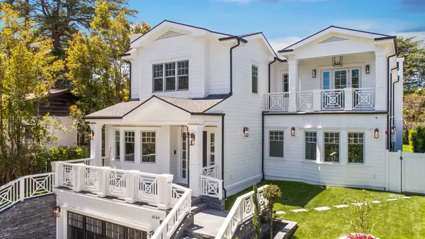 Дом в стиле Кейпкод на Шерман Оакс