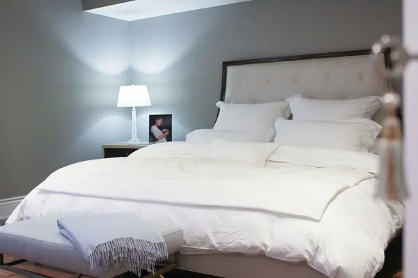 Спальня в стиле Barbara Barry