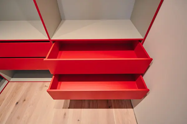 Гардеробная система ECOLINE с раздвижными дверьми raumplus