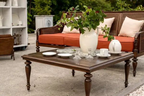 Белая усадьба 1.0