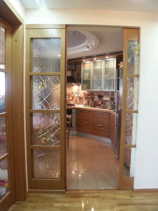 Интересная  квартира с витражами    для хозяев из Прибалтики