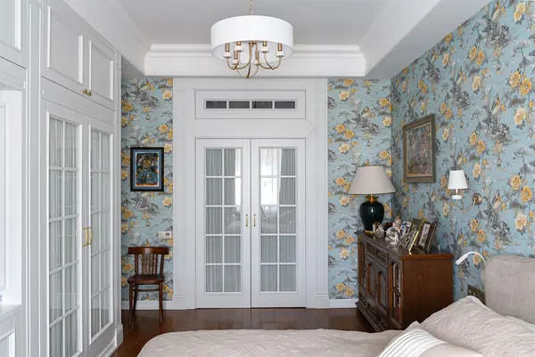 Квартира на набережной р. Москва.