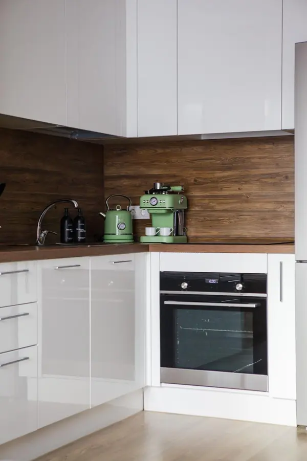 Редизайн интерьера студии с ремонтом от застройщика.