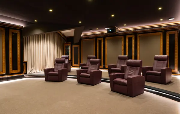 Домашний кинотеатр