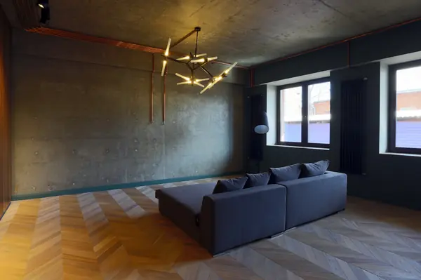 Дубовый паркет "французская елочка" под белым маслом в стиле лофт