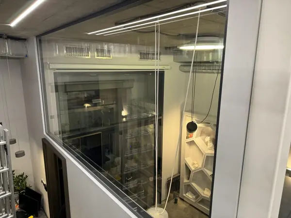 Стеклянная перегородка для офиса