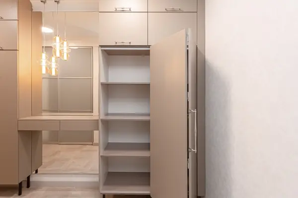 Шкафы в прихожую